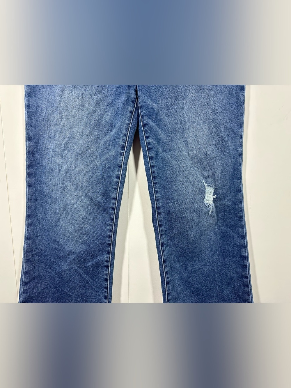 Kut from the Kloth Sz 6 Kelsey Fab Ab Ankle Flare Jeans High Rise Raw Hem Denim - Picture 3 of 13